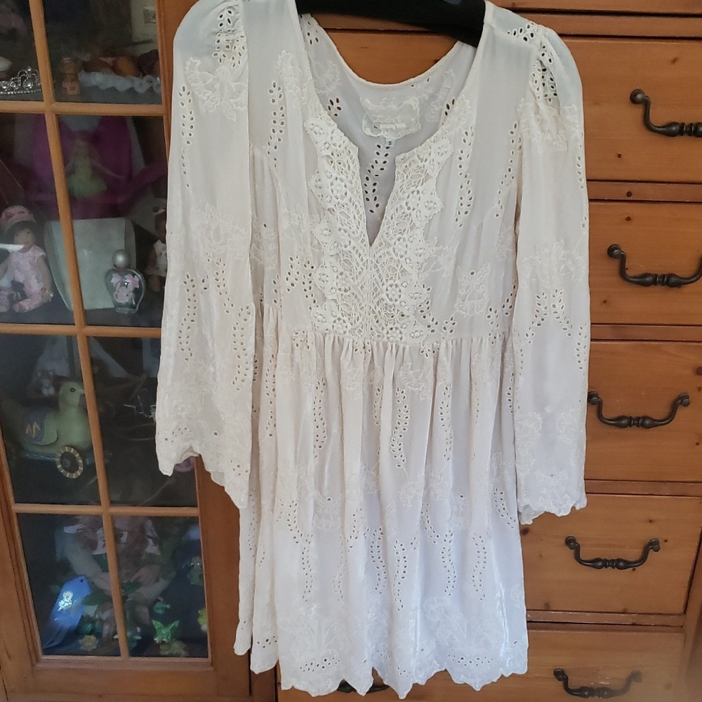 Love Cream Lace Detail Top